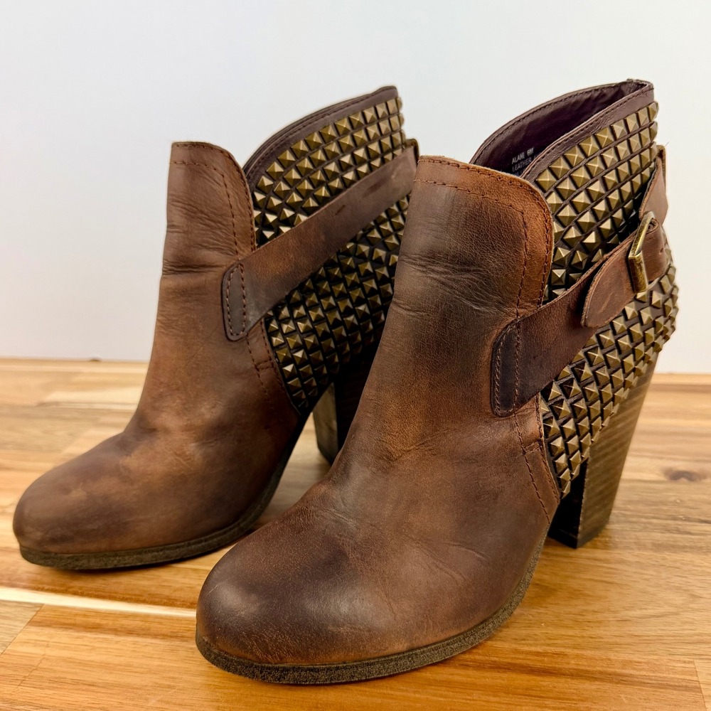 Steve Madden Alani Studded‎ Brown Leather Ankle Boots Women's Size 6M Block Heel